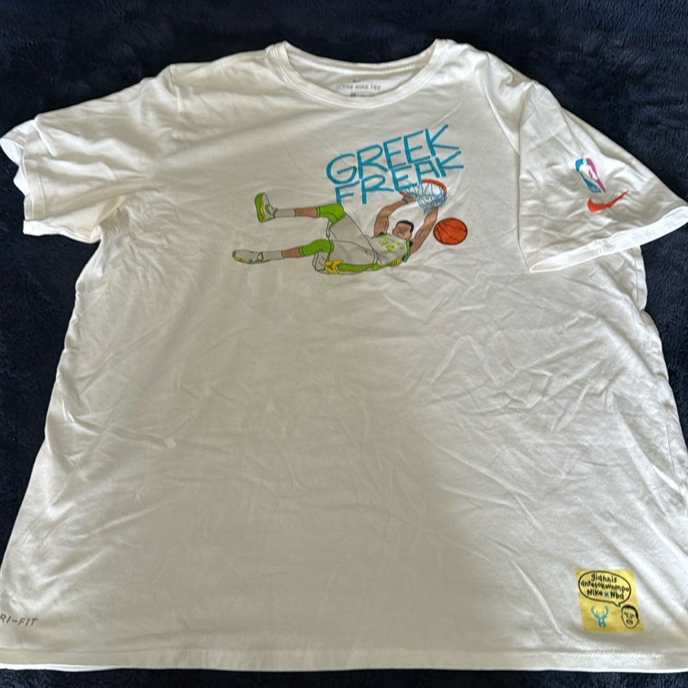 Nike Giannis Antetokounmpo Nike x NBA T-Shirt Greek Freak.  XXL.  White.